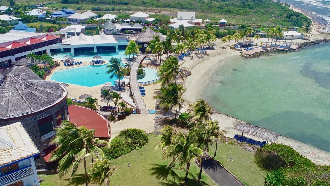Romantique Et Bel Appartement En Bord De La Mer, Piscine Surveillee Et Belle Plage A 50M Saint-Francois  Exterior foto